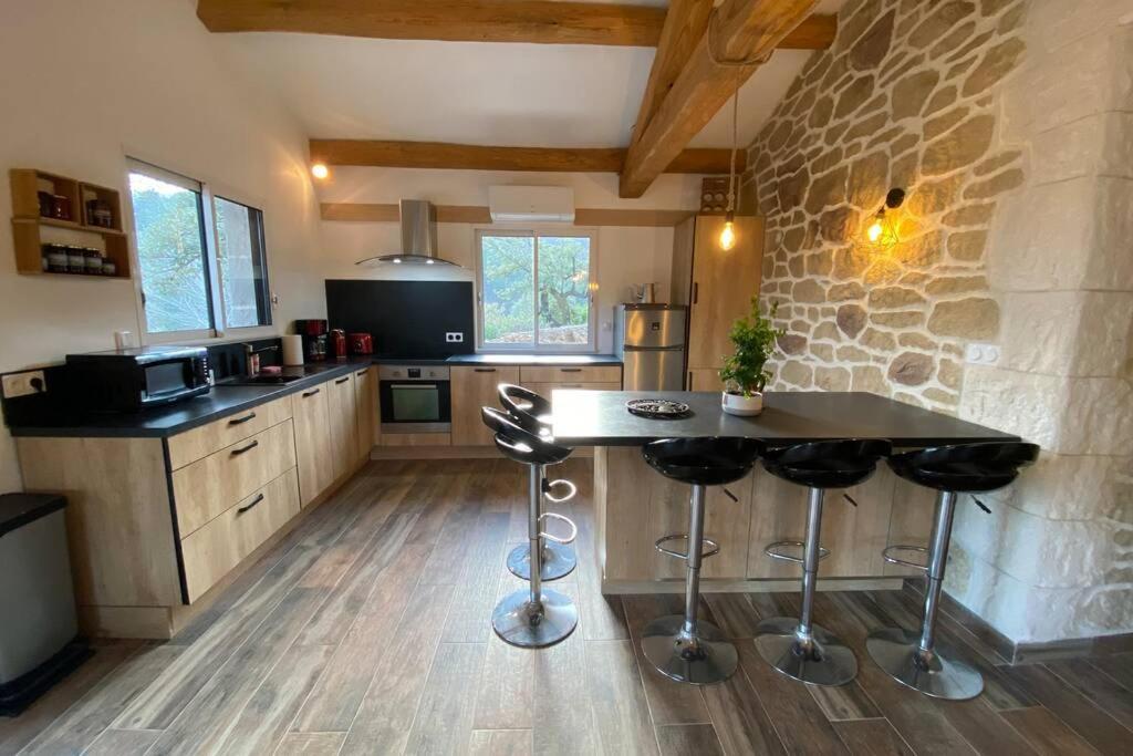 Villa Retour à l'essentiel dans le parc national Saint-Andre-Capceze Esterno foto