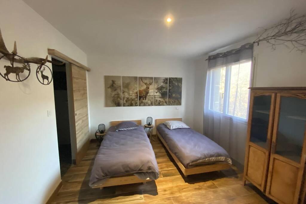 Villa Retour à l'essentiel dans le parc national Saint-Andre-Capceze Esterno foto