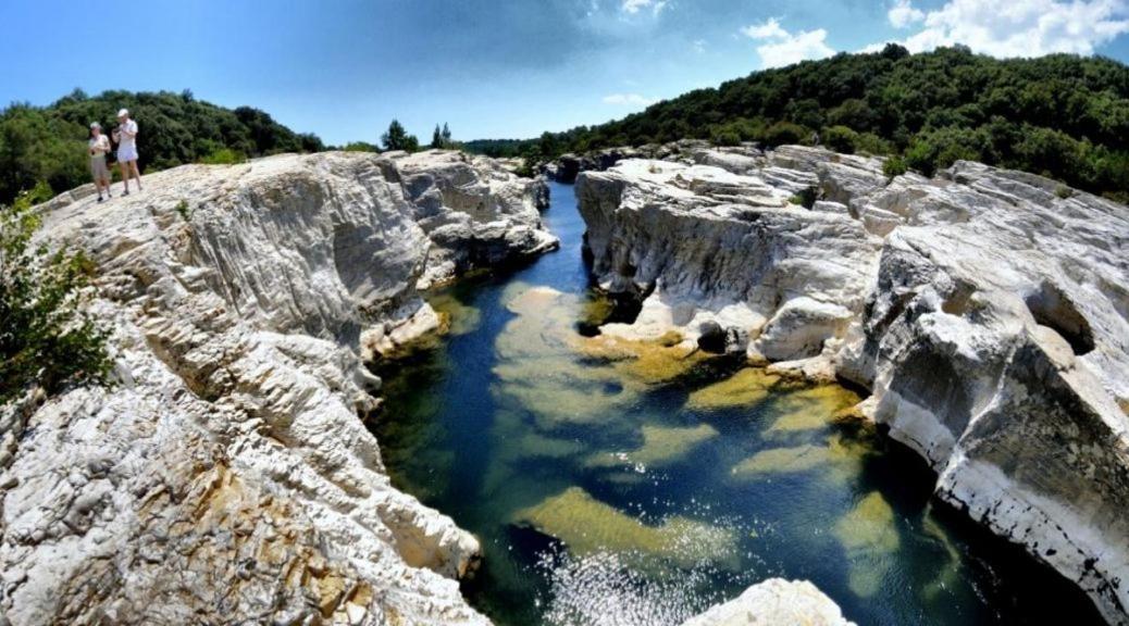 Villa Retour à l'essentiel dans le parc national Saint-Andre-Capceze Esterno foto