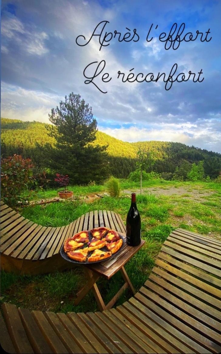 Villa Retour à l'essentiel dans le parc national Saint-Andre-Capceze Esterno foto